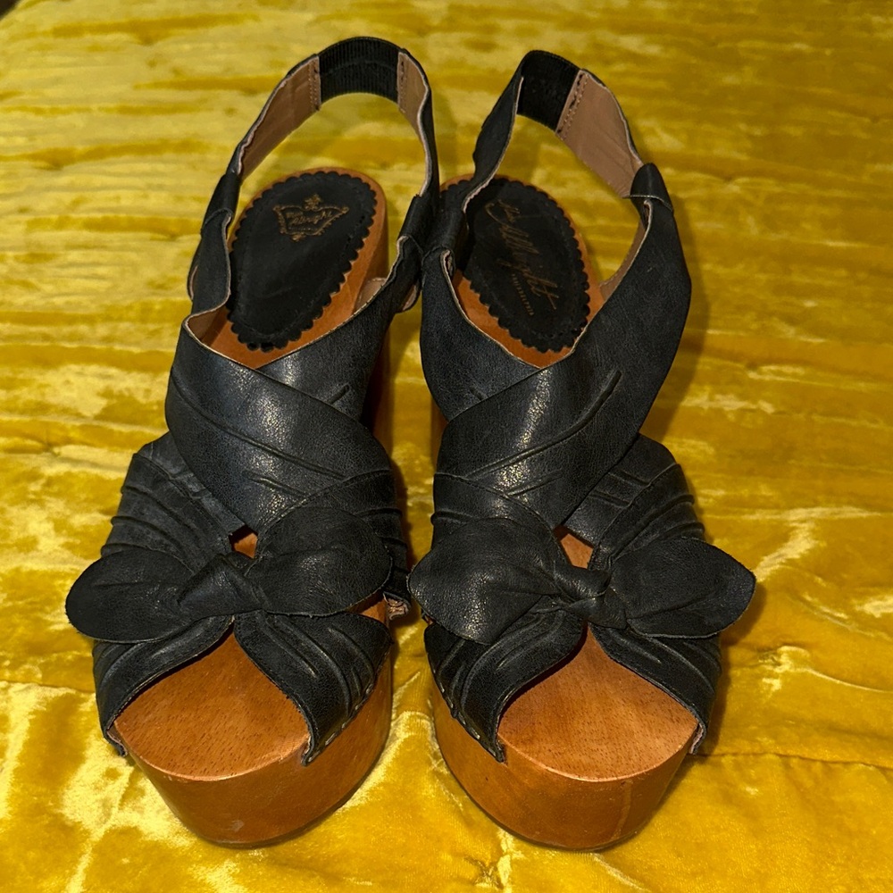 Miss Albright Black and Brown Leather Platform Sandals size 10